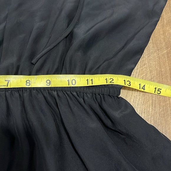 Parker Black Gunmetal Gray Silver Studded Blouse Silk Size Small - Picture 4 of 7